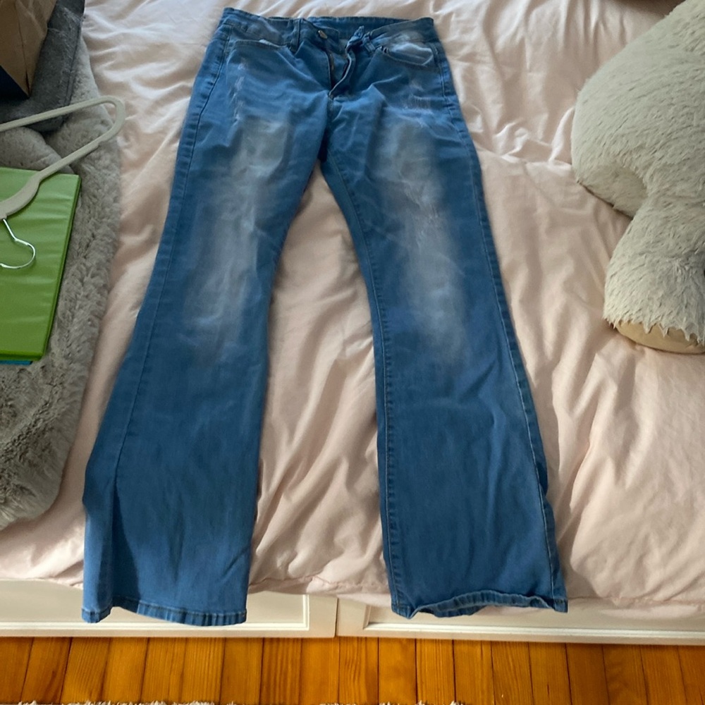 Bootcut washed light blue jeans